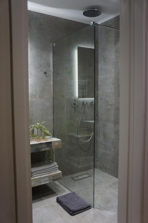 Historic Center Luxury Studio Apartment Athens Ngoại thất bức ảnh